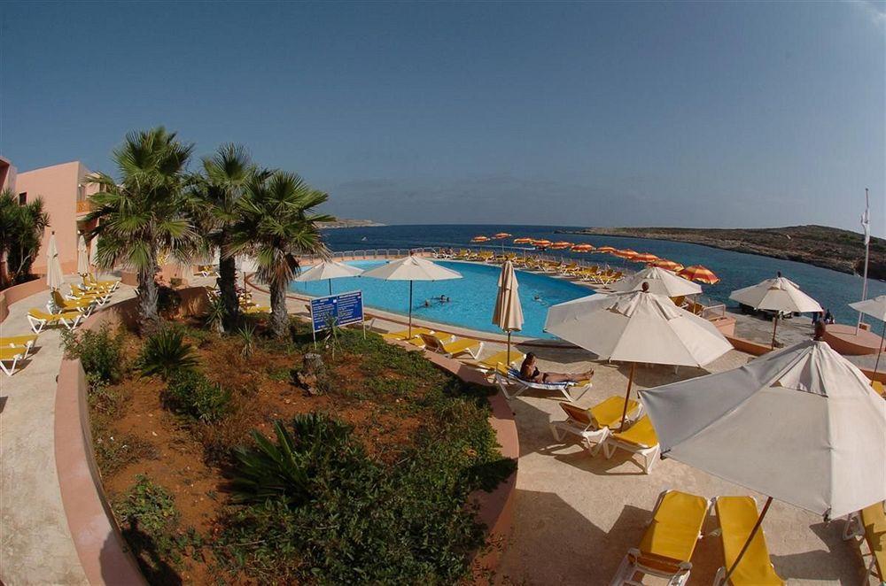 Comino Hotel 外观 照片