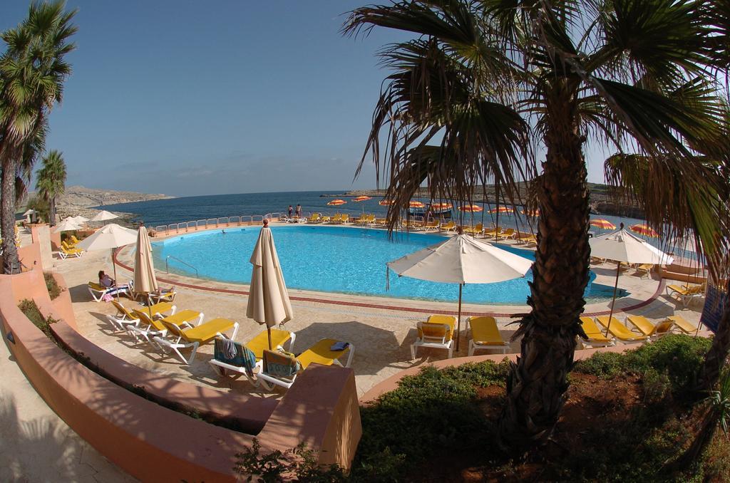 Comino Hotel 外观 照片